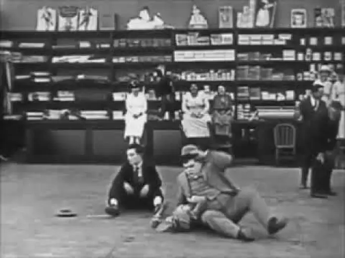 Видео к фильму Деревенщина | Roscoe Arbuckle & Buster Keaton: The Hayseed (1919)