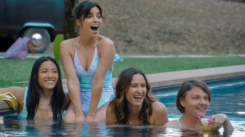 Видео к фильму Ощущения | The Feels -- Exclusive Clip