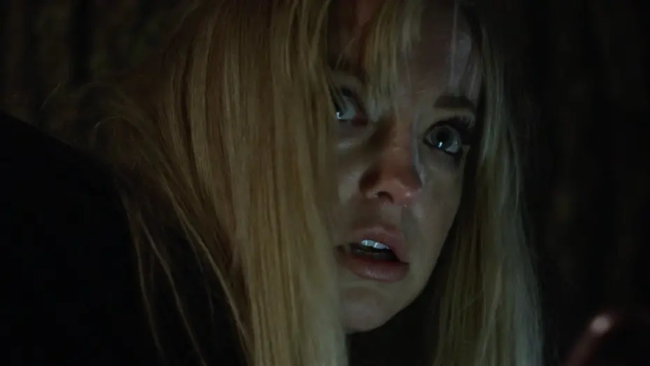 Видео к фильму Без фильтров | 'Follow Her' Exclusive Clip: Trapped In The Woods