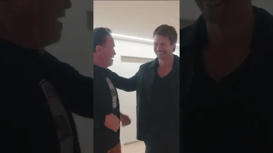 Видео к фильму Бегущий человек | Nothing beats the support from Arnold himself.