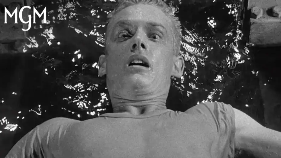 Видео к фильму Идти тихо, идти глубоко | Underwater Ambush Scene