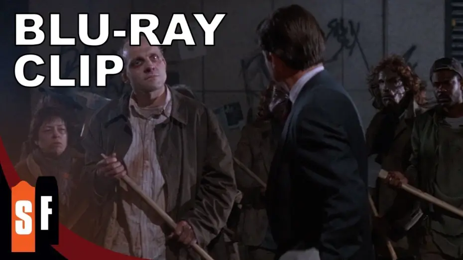 Видео к фильму В пасти безумия | He Sees You