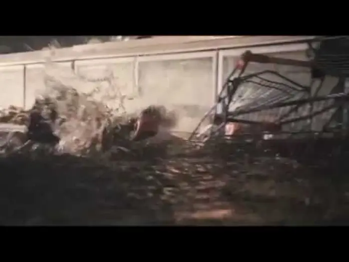 Видео к фильму Цунами 3D | Shark 3D - Trailer ufficiale italiano - Scegliliflm.it