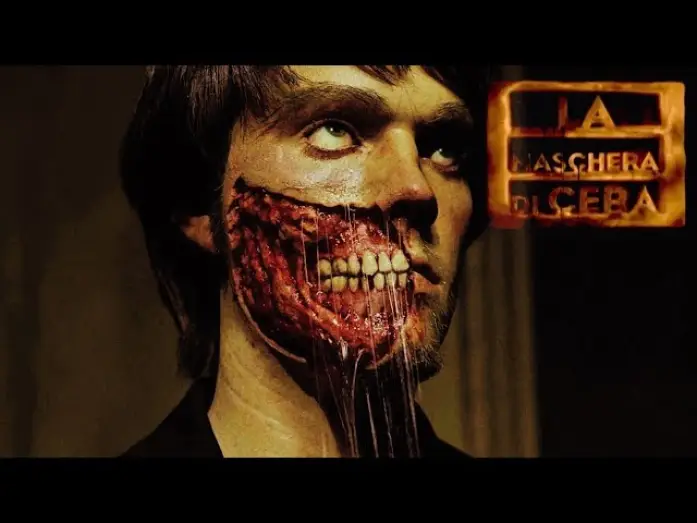 Видео к фильму Дом восковых фигур | LA MASCHERA DI CERA (House of Wax, 2005 - Trailer ITALIANO)