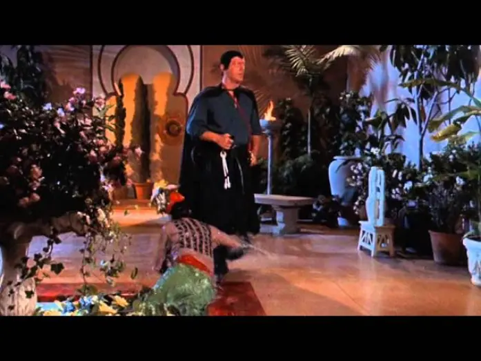 Видео к фильму Каникулы в Гареме | Harum Scarum