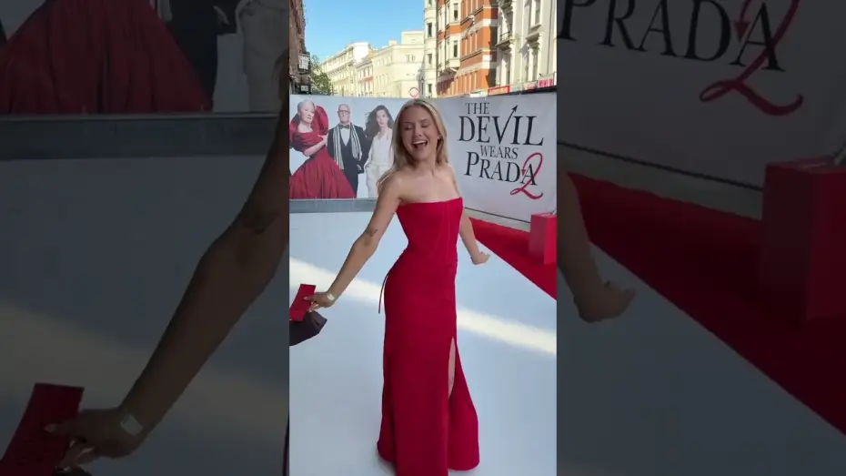 Видео к фильму Дьявол носит Prada 2 | What Fans Wore to The Devil Wears Prada 2 European Premiere