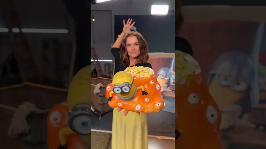 Видео к фильму Миньоны и монстры — How did they do? See Jesse Eisenberg and Zoey Deutch in Minions and Monsters!