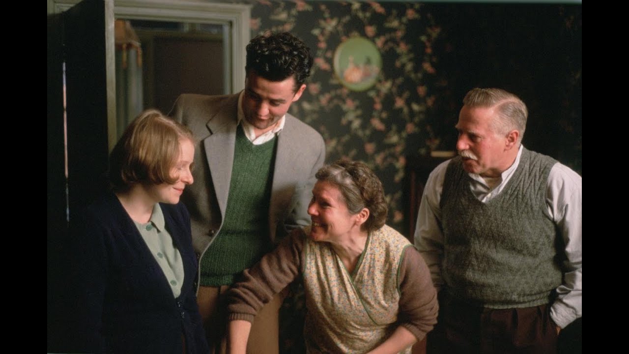 Видео к фильму Вера Дрэйк | "El secreto de Vera drake"  Trailer (VO)