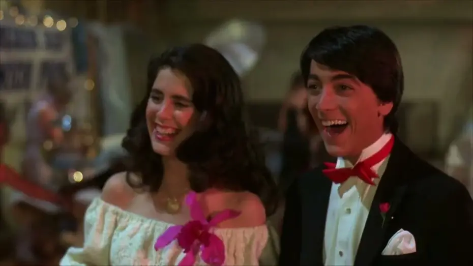 Видео к фильму Влипли! | ZAPPED (1982 Theatrical Trailer)