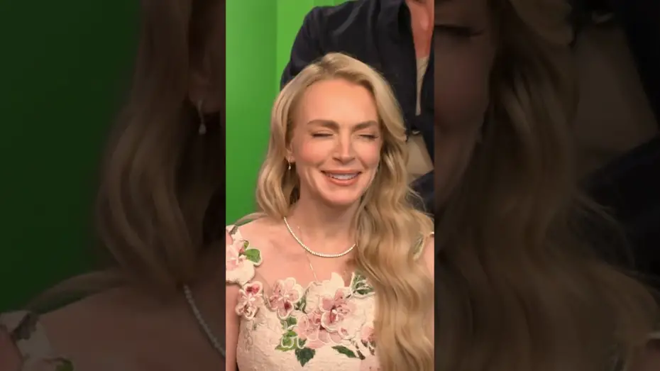 Видео к фильму Чумовая пятница 2 | Freakier Friday cast shake things up with a game of Never Have I Ever.