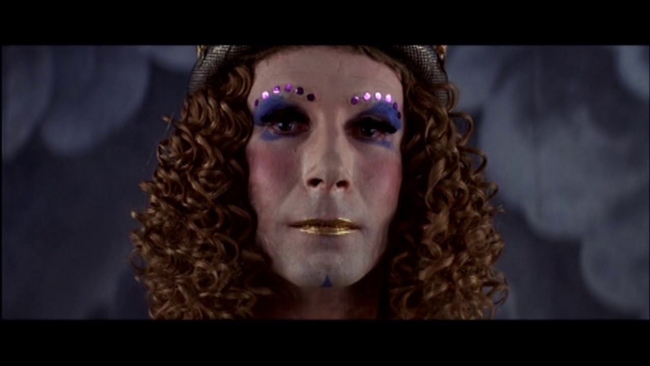 Видео к фильму Дьяволы | Ken Russell's The Devils (1971) - Intro sequence