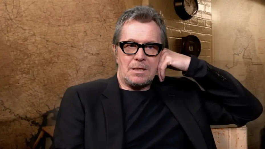 Видео к фильму Темные времена — L'ORA PIÙ BUIA - Intervista a Gary Oldman - Parte 3