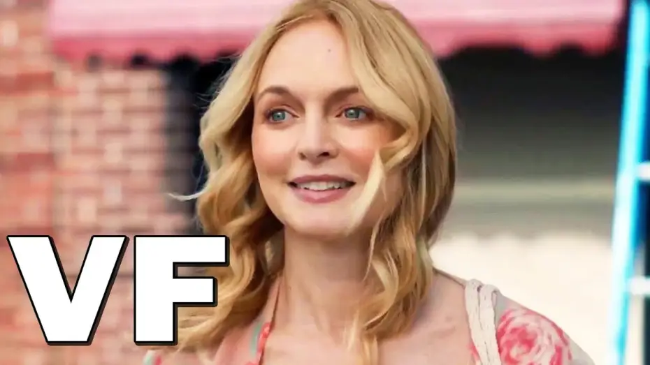 Видео к фильму Моя безумная семейка / Йогнутая семейка | CHOSEN FAMILY Bande Annonce VF (2025) Heather Graham