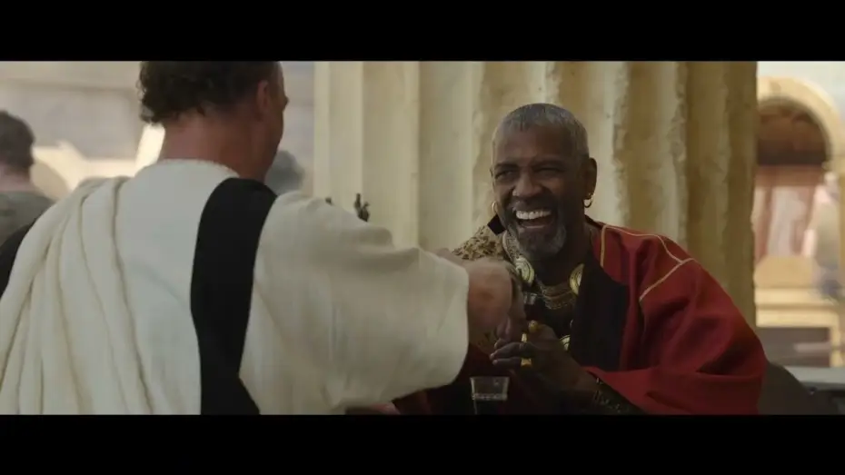 Видео к фильму Гладиатор 2 | Denzel Washington es Macrino [VOSE]