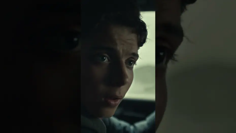 Видео к фильму Гренландия 2: Миграция | This Thanksgiving, don't fight with your family &mdash; fight for your family.