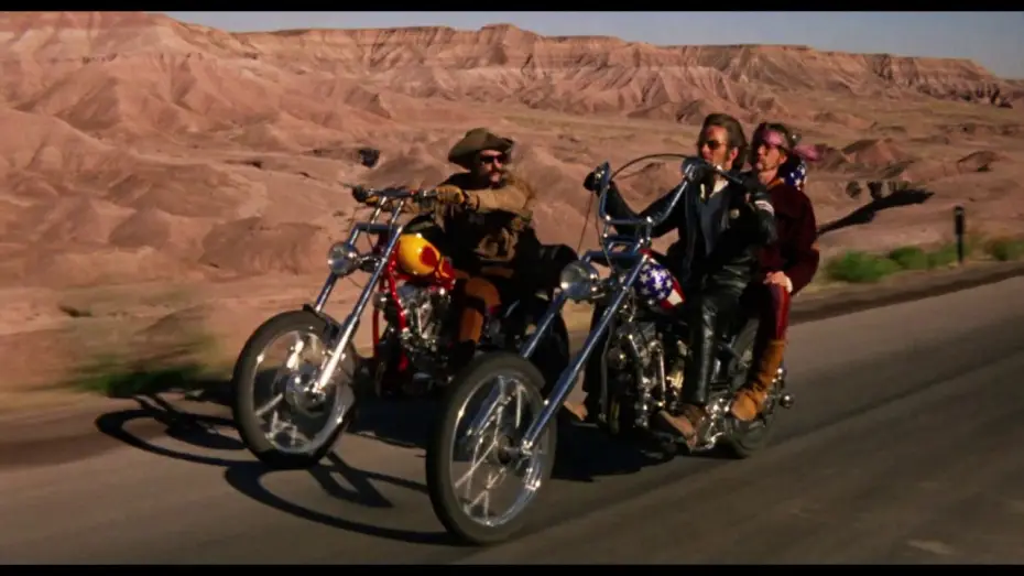 Видео к фильму Беспечный ездок | EASY RIDER (1969) di Dennis Hopper - Trailer (Il Cinema Ritrovato al cinema)