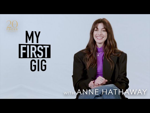 Видео к фильму Время Армагеддона | Anne Hathaway On Babysitting & Landing a Role in Brokeback Mountain | My First Gig