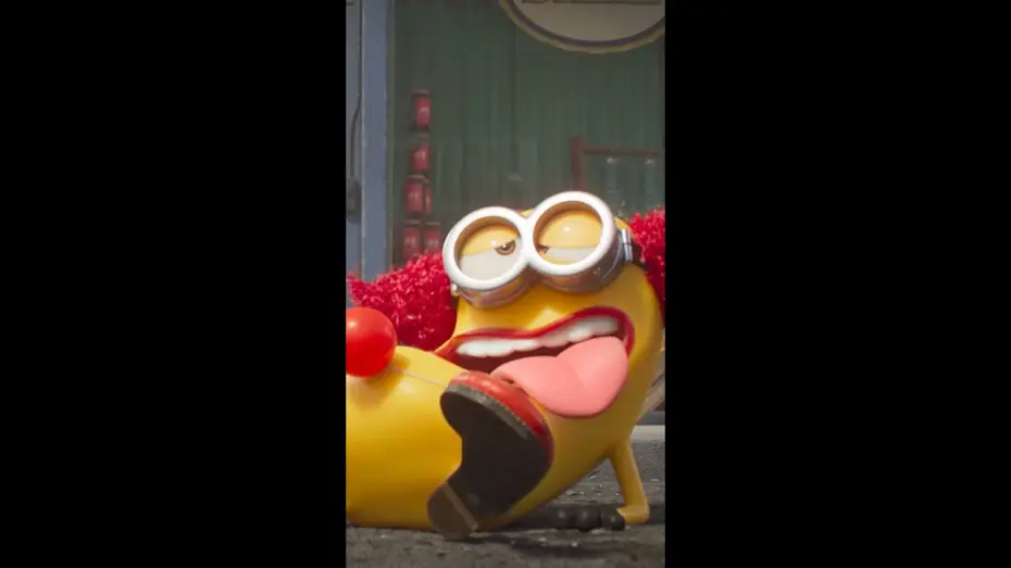 Видео к фильму Миньоны и монстры | Minions 🤝 clowning around.