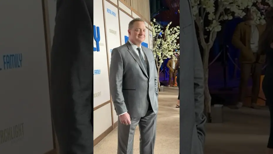 Видео к фильму Семья в аренду | Wink