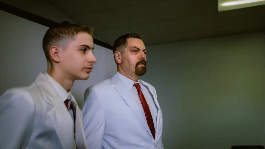 Видео к фильму Свободные люди | Clip - 'It's Not Violence We're After'