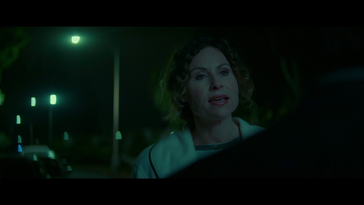 Видео к фильму На грани безумия | На грани безумия - Trailer