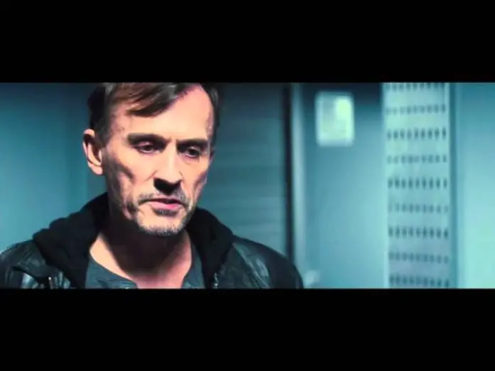 Видео к фильму Барахольщик | Official Trailer