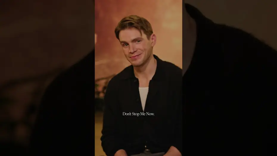 Видео к фильму Snow White | "What's your go-to karaoke song?"