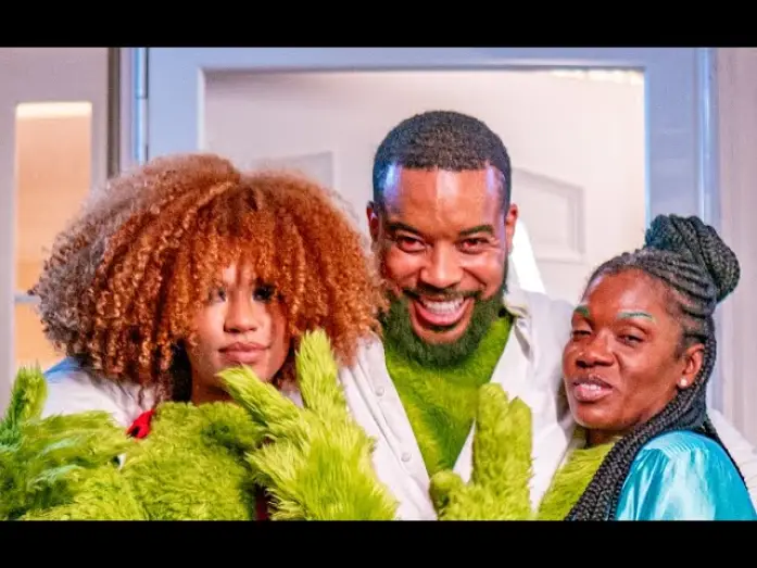 Видео к фильму The Grinch That Stole B*tches — Money Bagg Mafia & Navv Greene star in - The Grinch That Stole B!+(#3$ Teaser (The Kooky Grinch)
