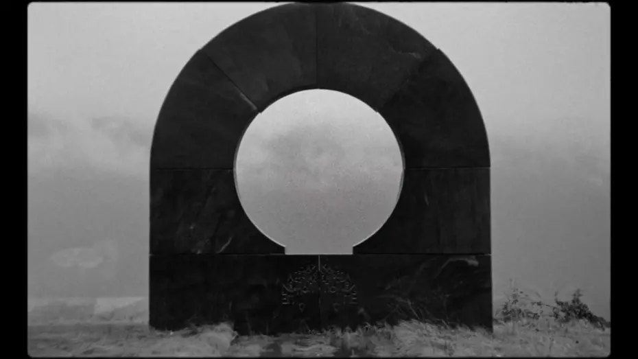 Видео к фильму Последние и первые люди | Teaser Trailer