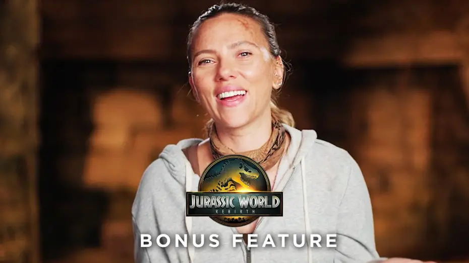 Видео к фильму Jurassic World Rebirth | Scarlett Johansson Reveals the Fun Side of Jurassic World Rebirth - Bonus Feature