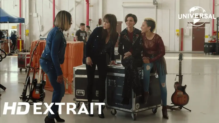 Видео к фильму Идеальный голос 3 | Pitch Perfect 3 / Extrait "Riff Off" VF [Au cin&eacute;ma le 27 d&eacute;cembre]