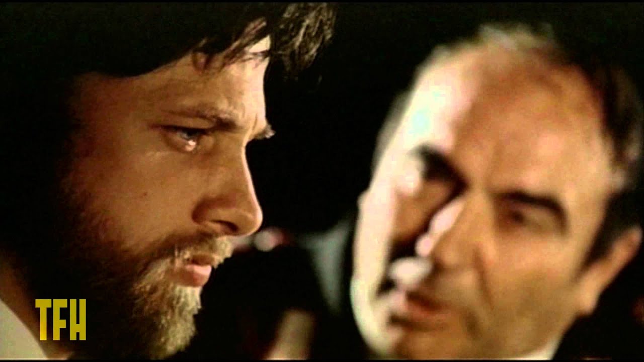 Видео к фильму Дом со смеющимися окнами | Eli Roth on THE HOUSE WITH THE LAUGHING WINDOWS