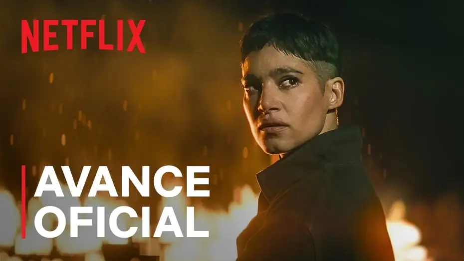 Видео к фильму Мятежная Луна, часть 2: Дарующая шрамы | Avance oficial (EN ESPA&Ntilde;OL)