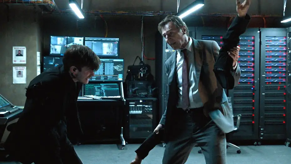 Видео к фильму Голый пистолет | Голый пистолет &mdash; Русский трейлер (2025)