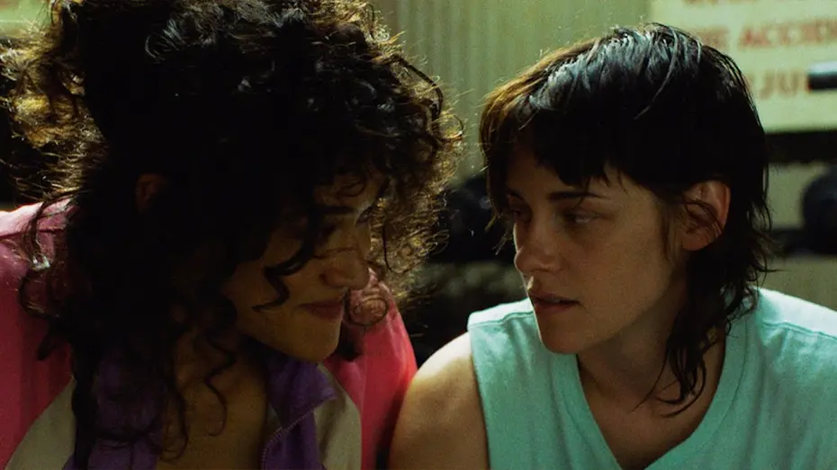 Видео к фильму Любовь истекает кровью | Jackie & Lou Gym Scene