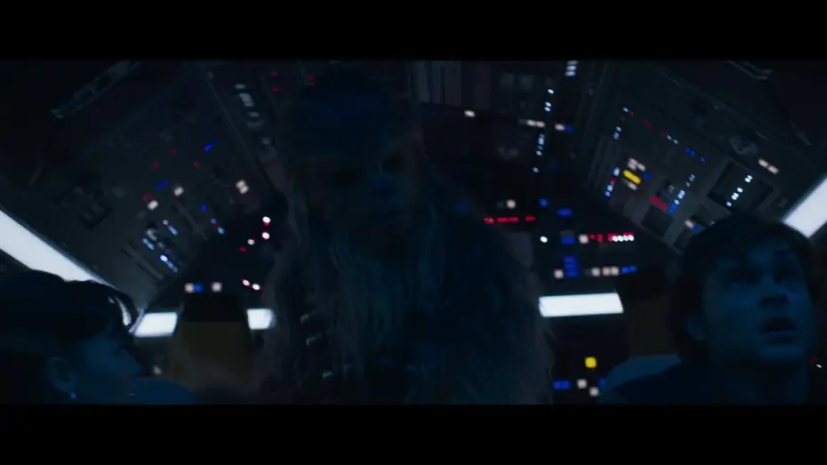 Видео к фильму Хан Соло: Звёздные войны. Истории | Solo : A Star Wars Story - Extrait : Un wookiee vieux de 190 ans (VF)