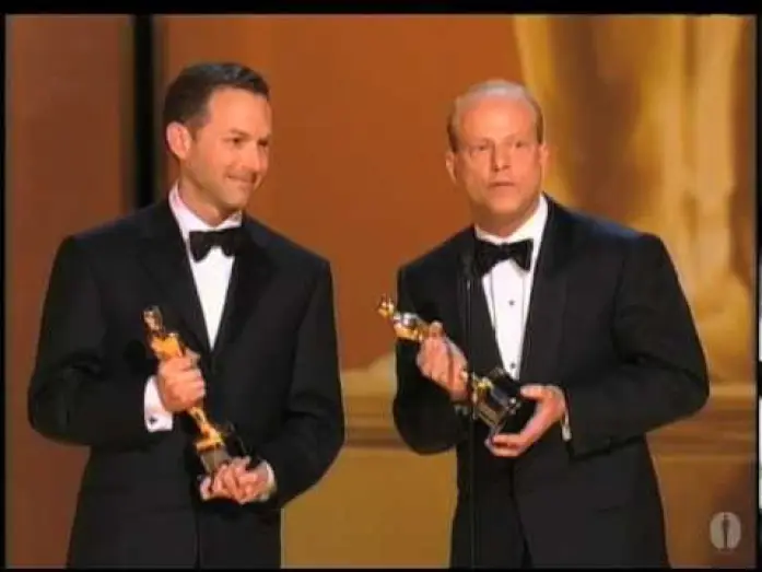 Видео к фильму Красота по-американски | American Beauty Wins Best Picture: 2000 Oscars