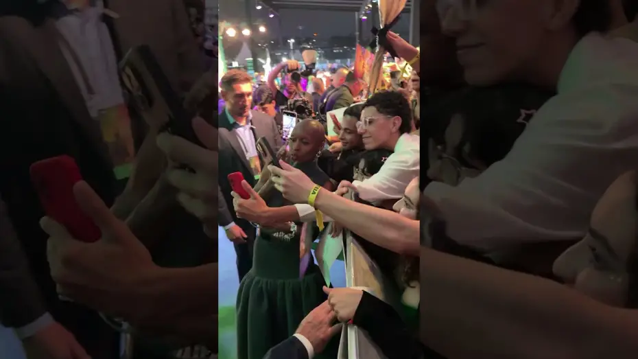 Видео к фильму Wicked: For Good | Cynthia Erivo has arrived! All love from Brazil