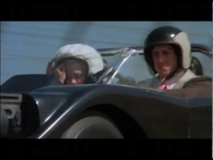 Видео к фильму Смертельная гонка 2000 года | Death Race 2000 - Machine Gun Joe [clip]