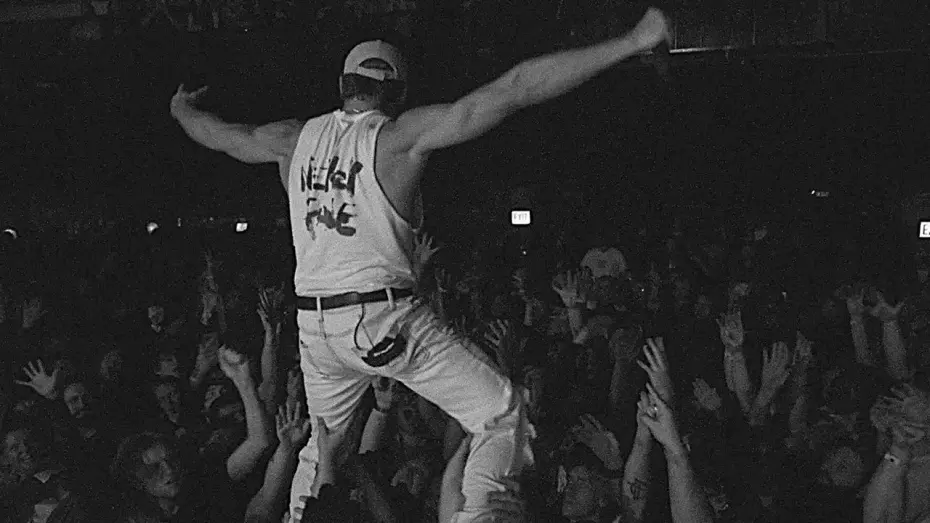 Видео к фильму The Armed - Live at The Metro — The Armed - Live at The Metro