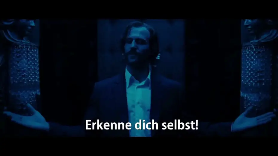 Видео к фильму Револьвер | Wer ist die Stimme in deinem Kopf? Das Ego / Revolver Szene