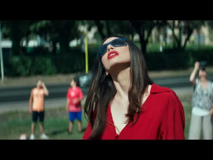 Видео к фильму Тёмные очки | Official Trailer