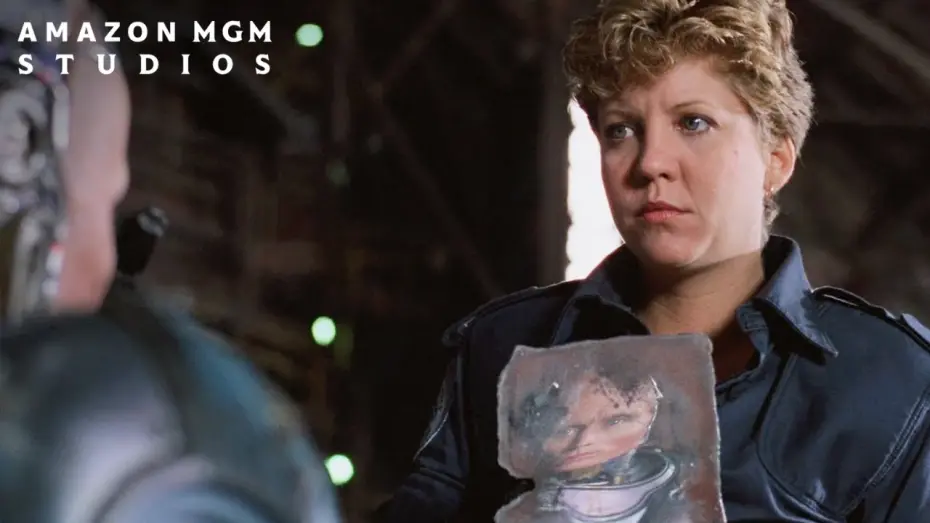 Видео к фильму Робокоп | Detective Murphy Sees His Face