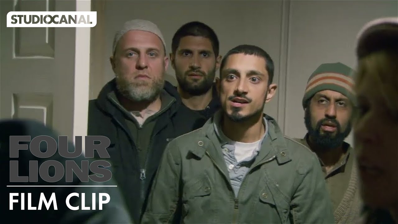 Видео к фильму Четыре льва | Dancing in the Moonlight Clip from FOUR LIONS - Riz Ahmed, Kavyan Novak