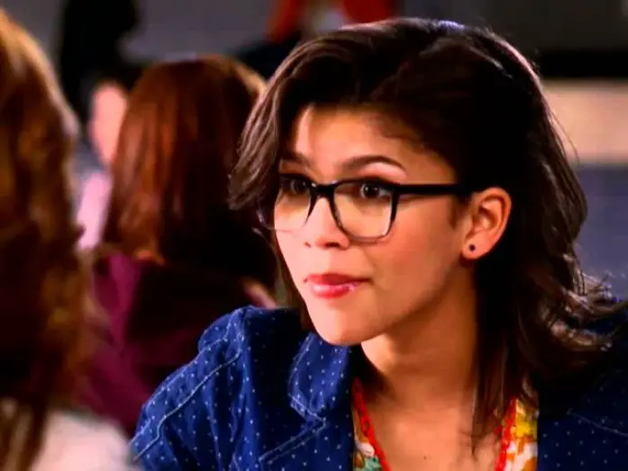 Видео к фильму Заклятые друзья | Frenemies Trailer - Disney Channel