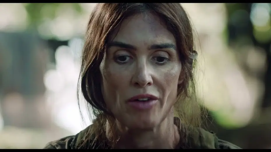 Видео к фильму Luci&eacute;rnagas en El Mozote | US Trailer [Subtitled]