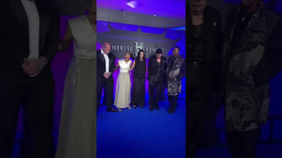 Видео к фильму Мортал Комбат 2 | Choose your fighter. The cast of MORTAL KOMBAT II took on the European Fan Event in London.