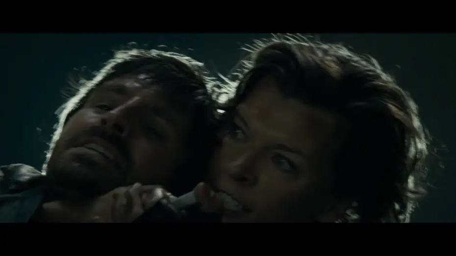 Видео к фильму Обитель зла: Последняя глава | RESIDENT EVIL : CHAPITRE FINAL - Extrait "Alice se r&eacute;veille" VF