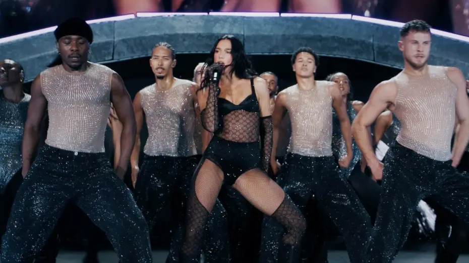 Видео к фильму Dua Lipa: Live From Mexico | Dua Lipa - Levitating (En concert &agrave; Mexico)