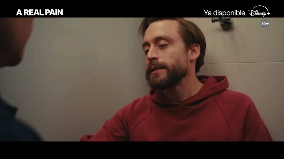 Видео к фильму Настоящая боль | Ya disponible en Disney+